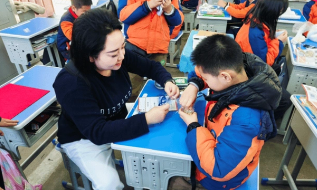 爱是一剂良药就让我们把爱的火炬传递给