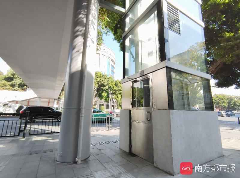 广州部分天桥“无障碍电梯”惨变摆设,市民:使用很有障碍!